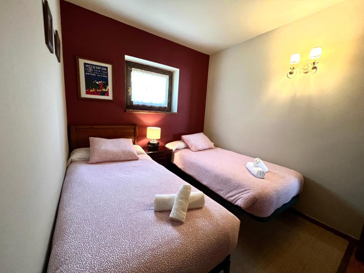 Cal Berg - Apartamento Garos Lägenhet Exteriör bild