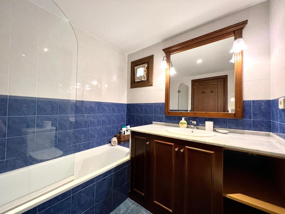 Cal Berg - Apartamento Garos Lägenhet Exteriör bild